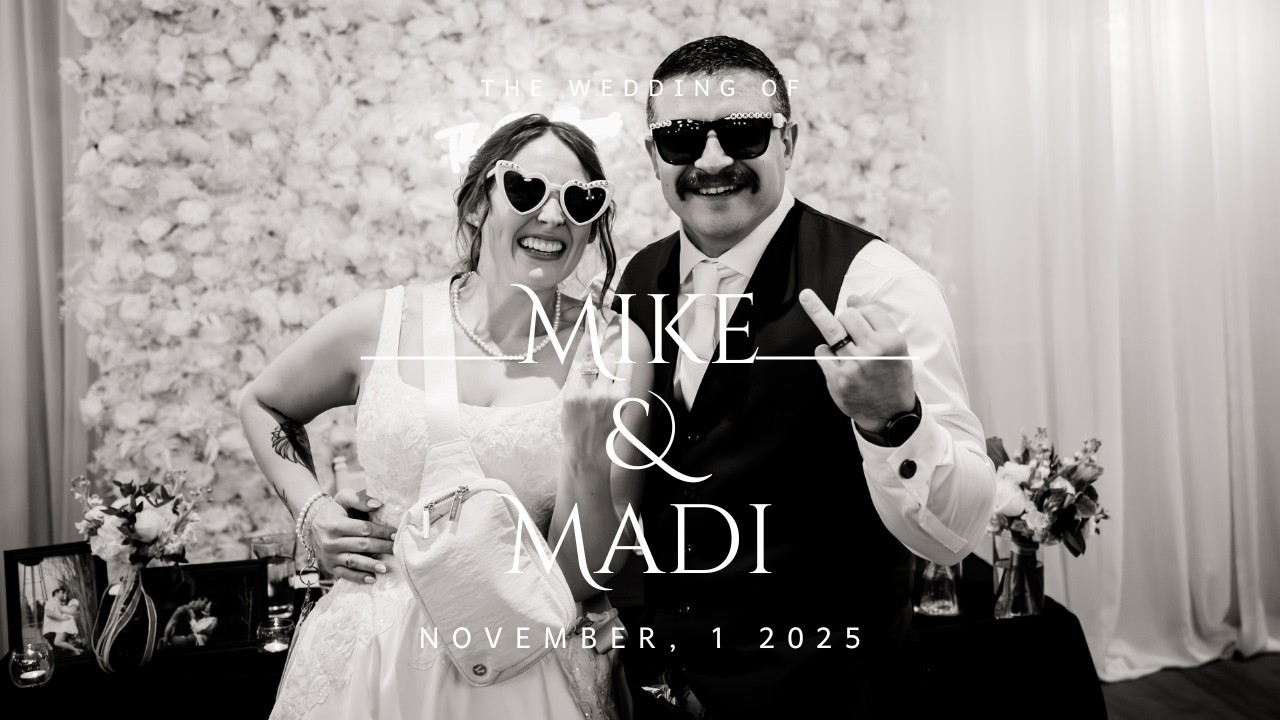 Oregon Fall Wedding Ceremony | Abernethy Center Chapel by Studio 623 Photography