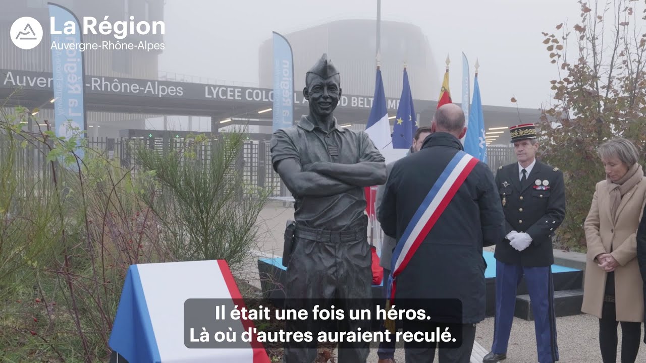 Inauguration de la statue du colonel Arnaud Beltrame au sein du lycée éponyme de Meyzieu