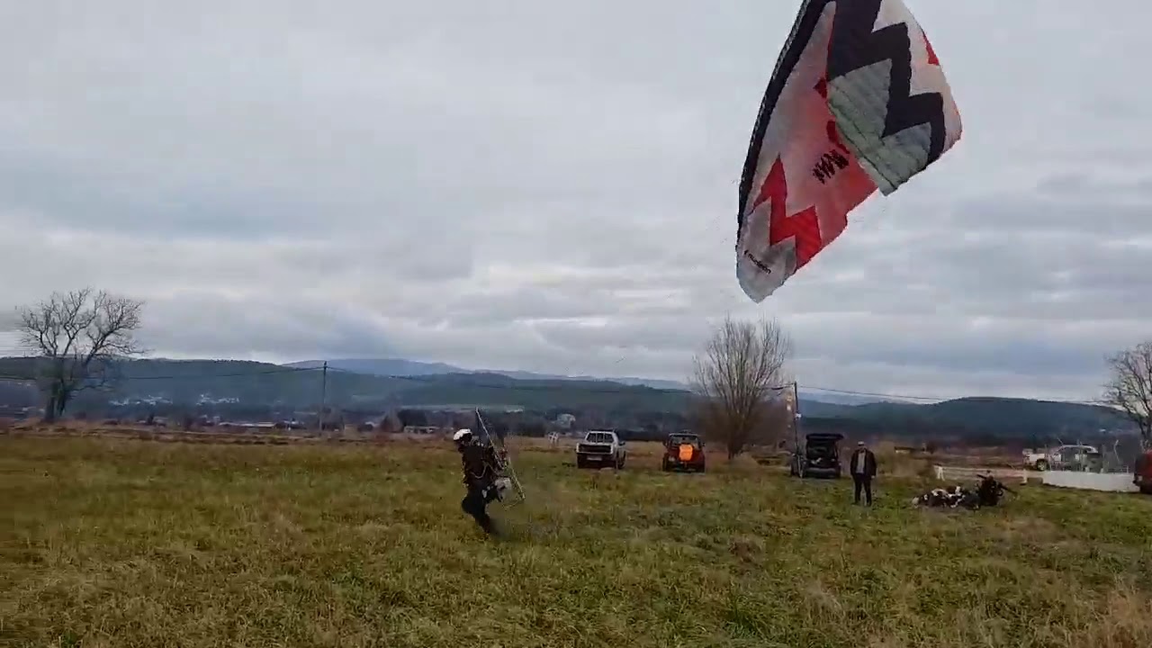 D&eacute;collage paramoteur sans vent