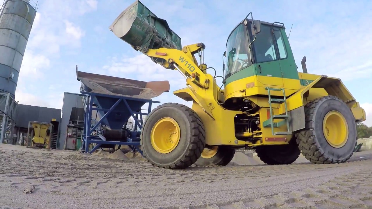 AJ Slaat Zand en Grind item Doe Maar Duurzaam! RTL7 S05E15 4 december 2016
