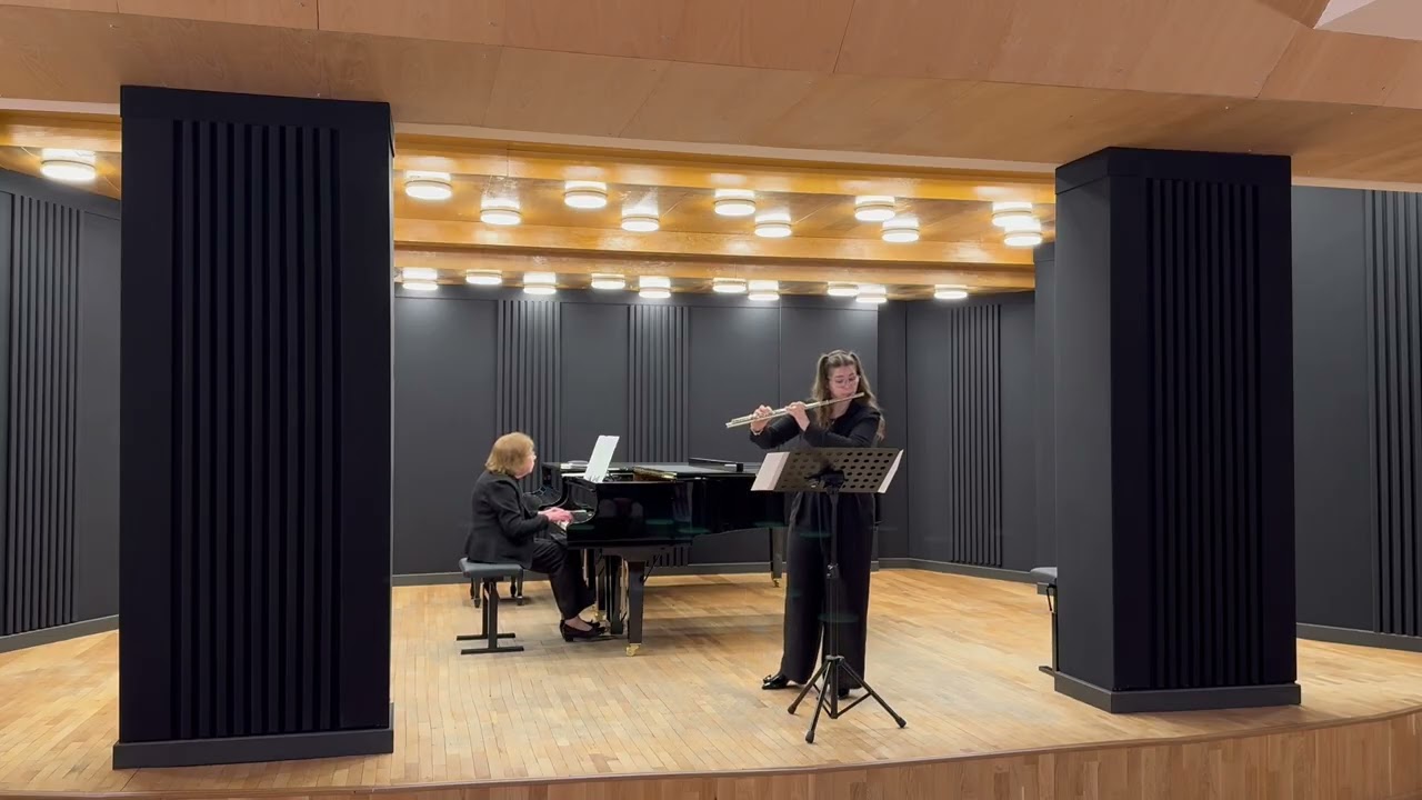 Красимир Тасков - Източен сонет и Утринна серенада (1983) за флейта и пиано, в оригинал с арфа.