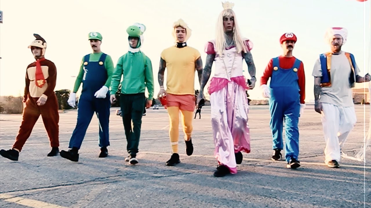 Falling In Reverse - Mario Kart Race