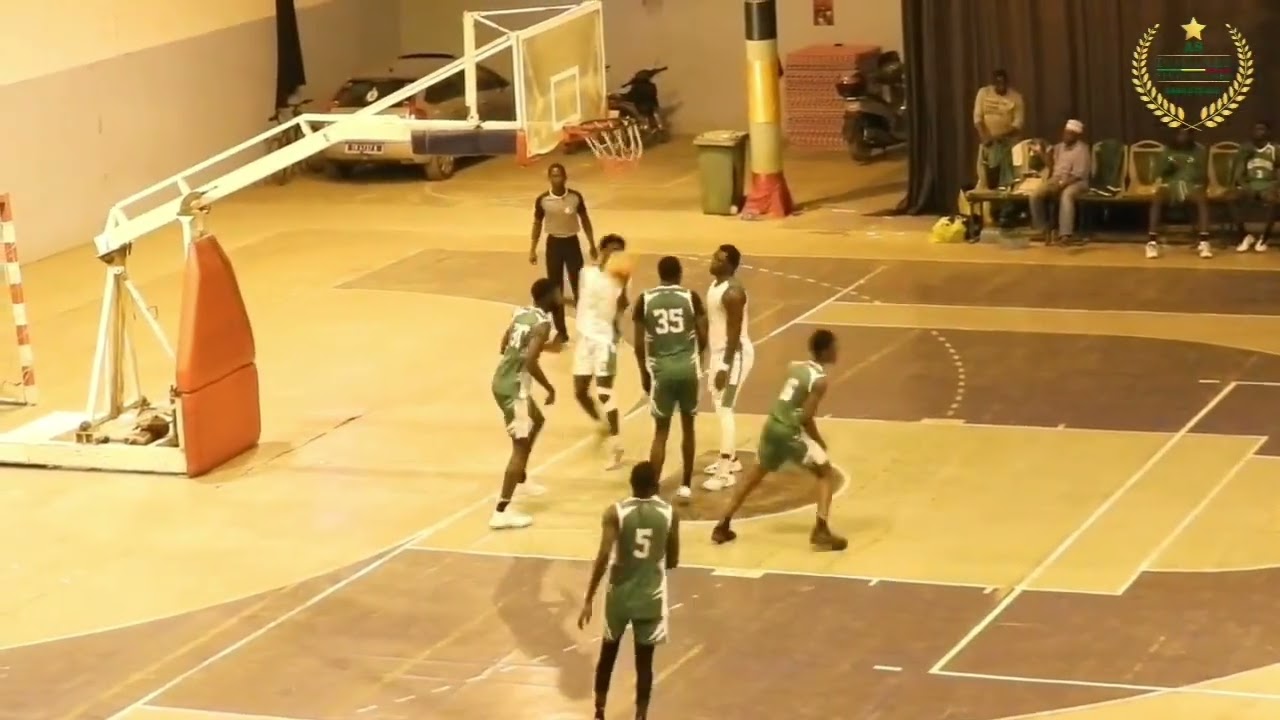 L'ailier, Djibril Ndiaye vs à l'US Rail. 