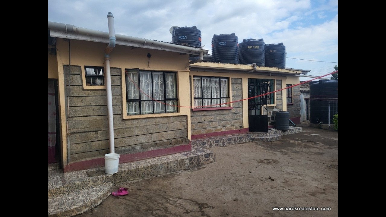 3 Bedrooms all en-suite House for Sale in Narok upper London with 2 servant quarters, perimeter wall