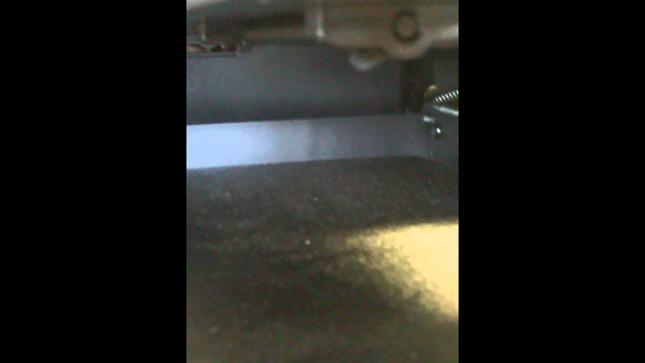 Varidesk Pro48 defect after 3 days of use