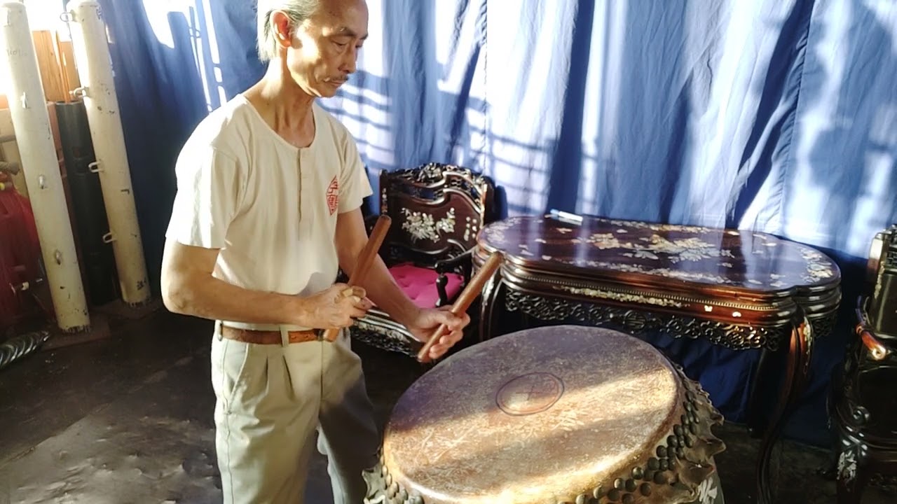 Musical beats （3）Different Sound in One Beat. （Lion Dance Drumming ）