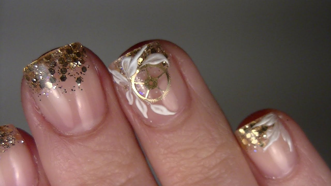 3D Gel & Time Piece with a Gold Glitter French