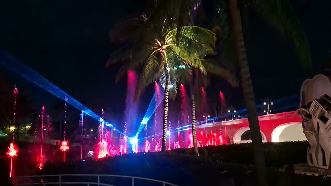 Baha Mar, Nassau, Bahamas - Fountain & Laser show #bahamas #bahamar #fountains #show 