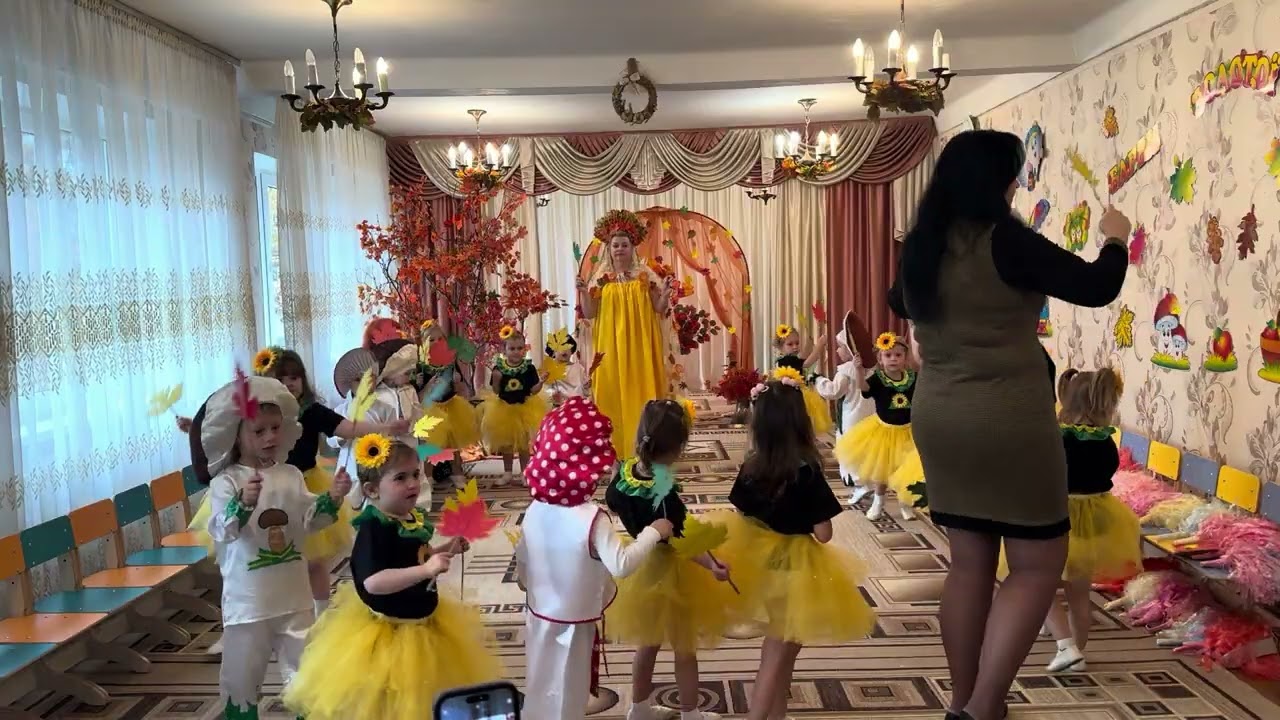 Свято 28.10.2025