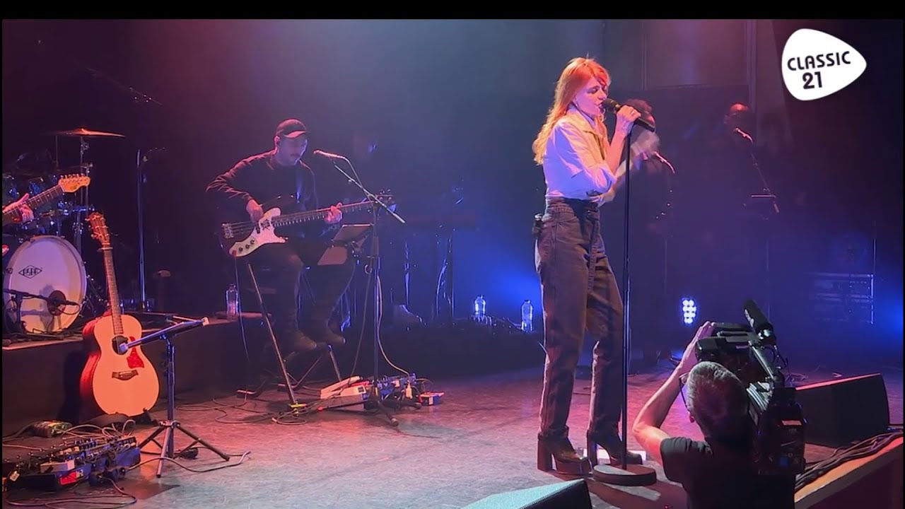 Axelle Red - Rester femme LIVE - Showcase Classic 21 - 25 décembre 2023