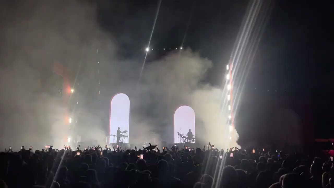Sundream Cabo - RÜFÜS DU SOL - Make it Happen/Eyes Intro Live