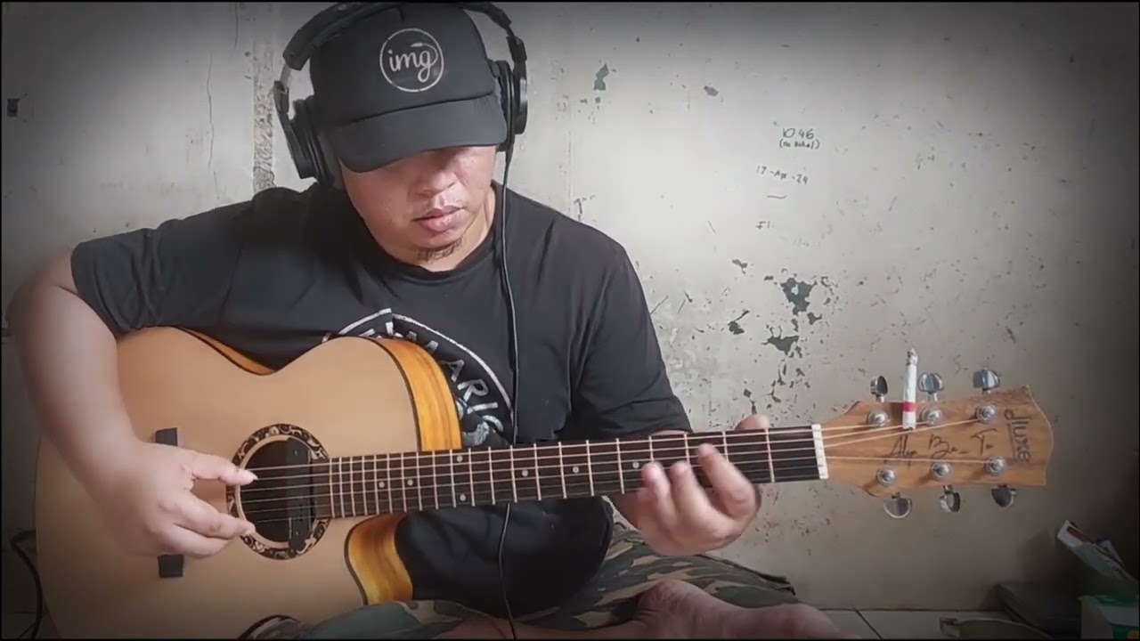 Dust In The Wind (Fingerstyle Cover)