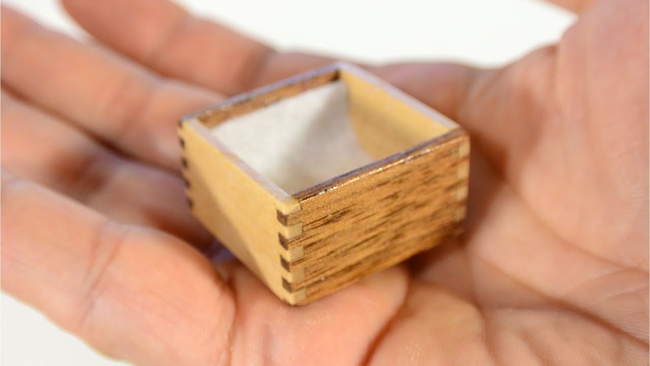 Making a tiny little wooden box
