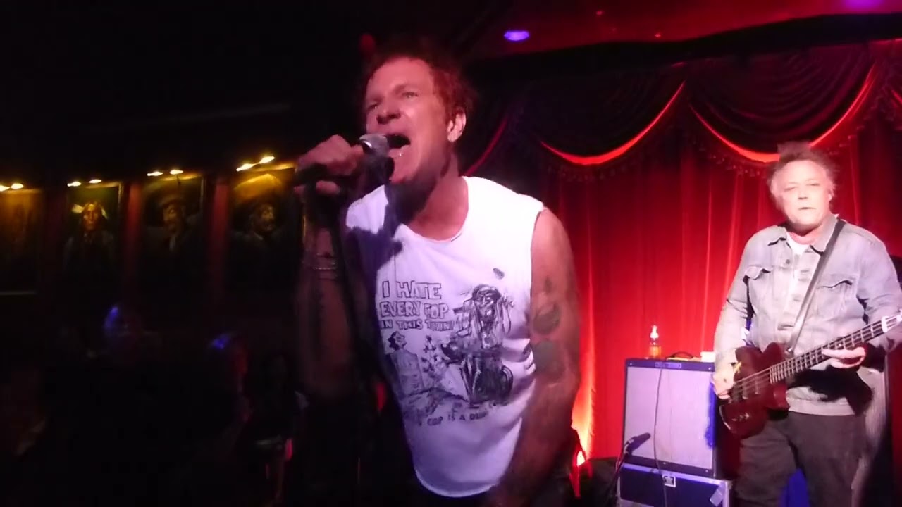 The Stitches - Electroshock Carol - LONG BEACH