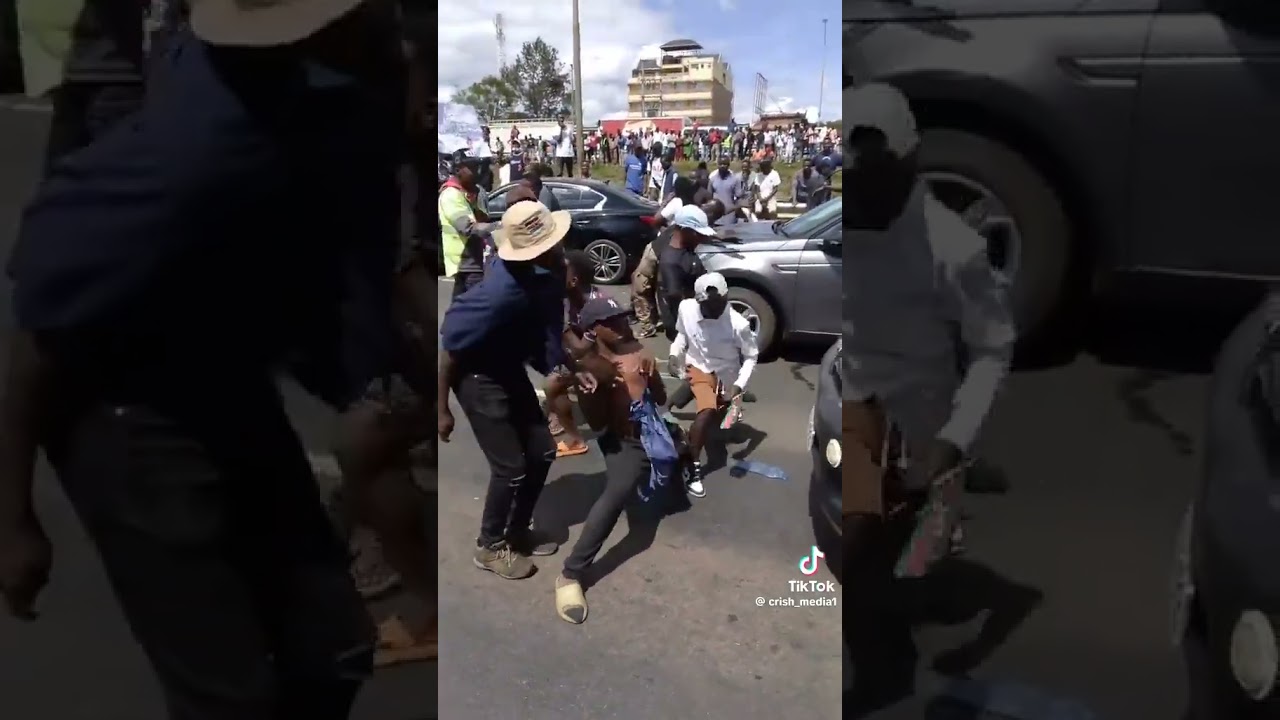 GEN Z PROTESTERS DANCING ANGUKA NAYO IN TRAFFIC DURING DEMONSTRATIONS #trending #genzie
