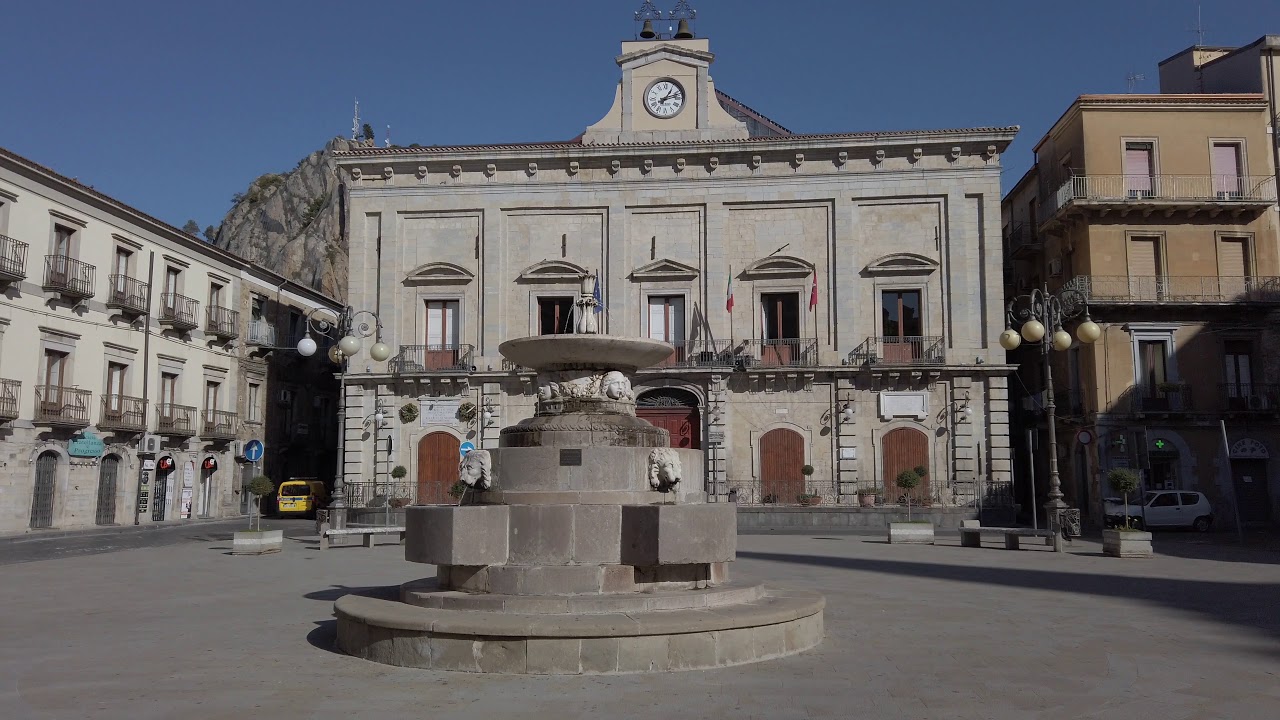 Nicosia Sicily walking tour 4k