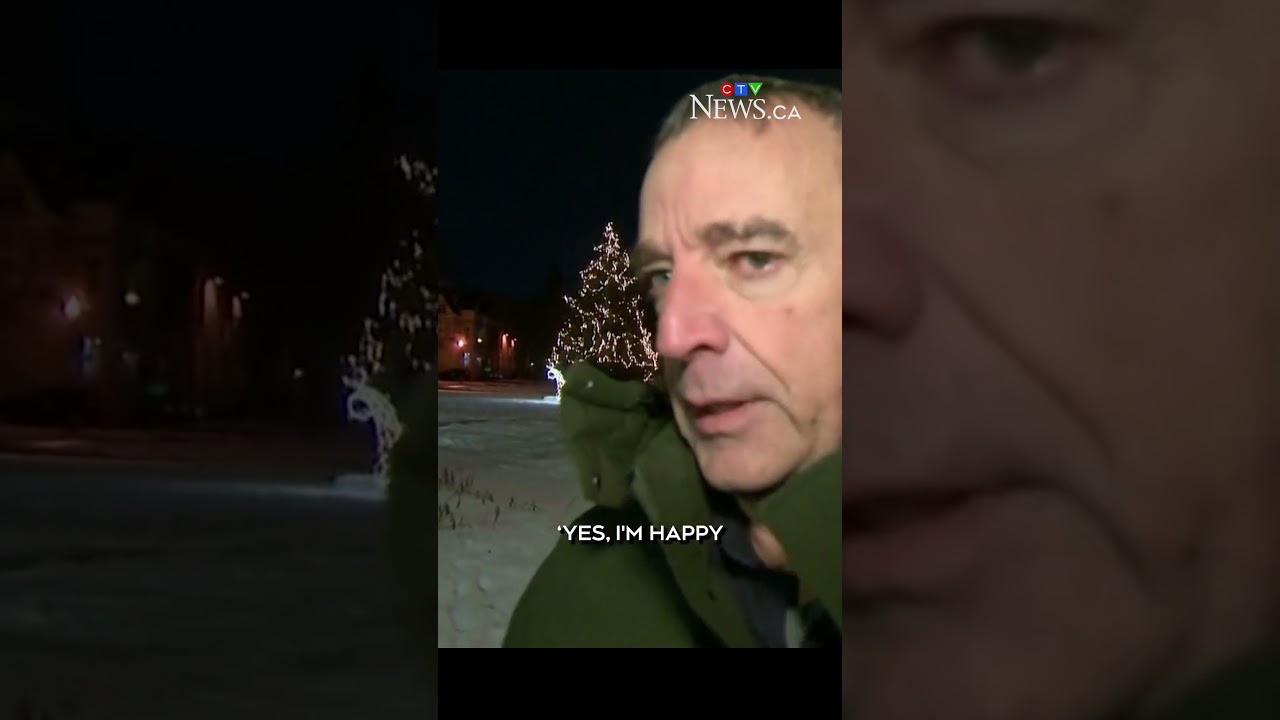 Westmount mayor apologizes after being caught on mic muttering profane insult at council meeting
