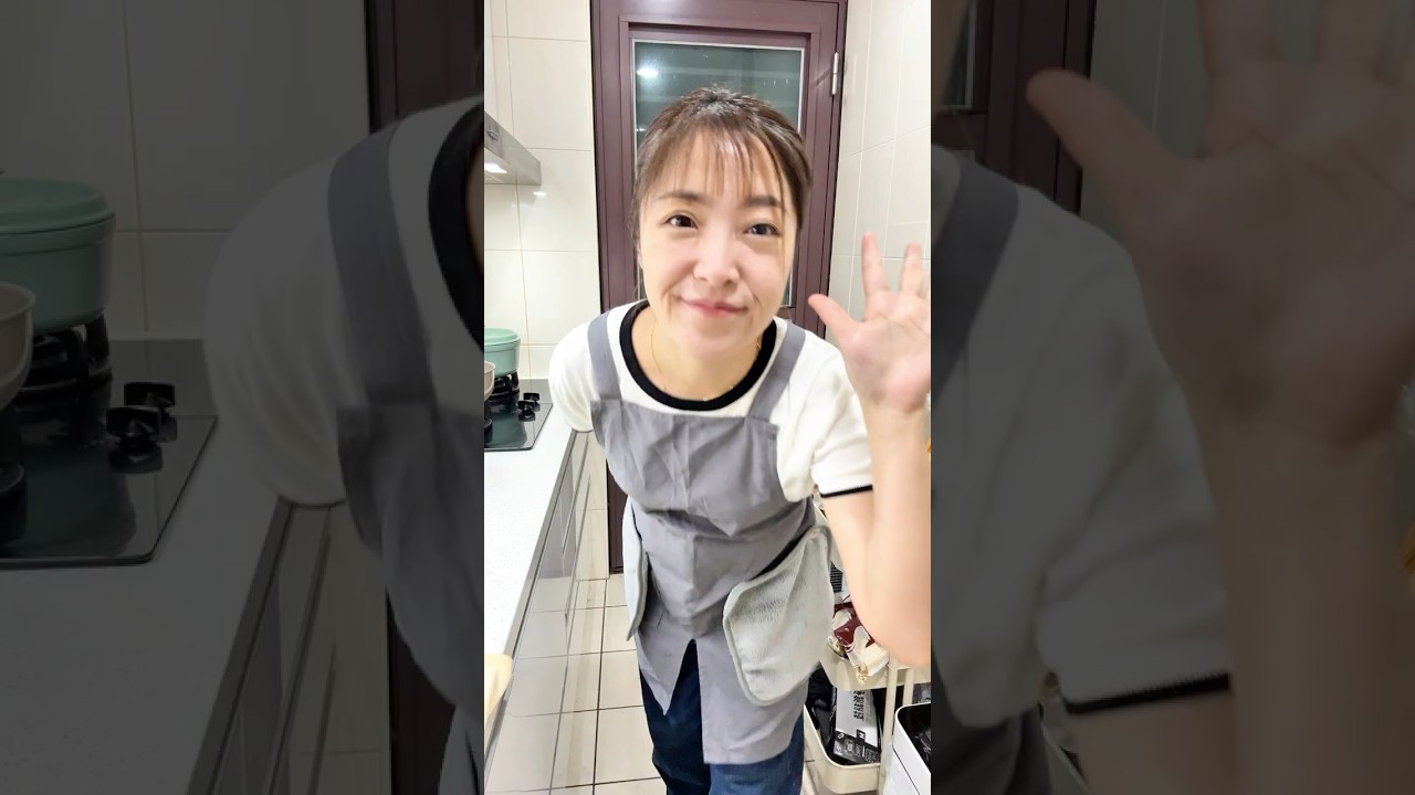 快手晚餐 剝皮辣椒皮蛋麵 香菇雞湯 #albee三寶媽咪 #簡單料理 #cooking