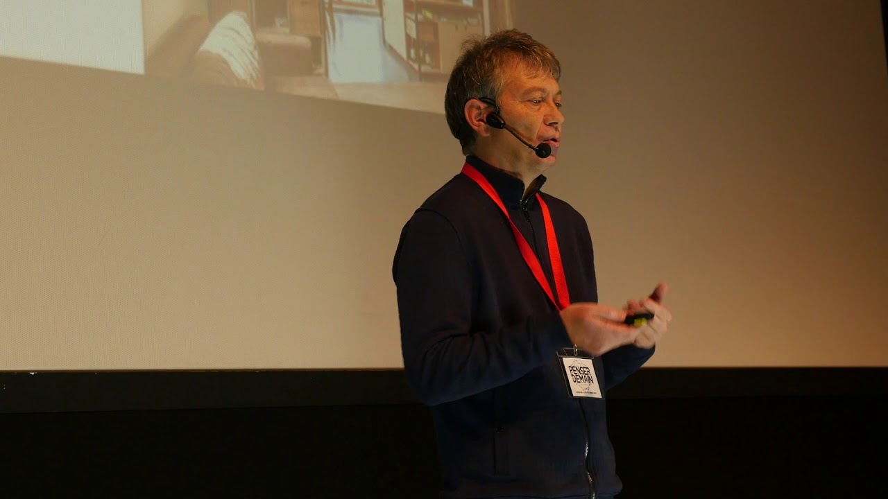 Architecture et cadre de vie : L'habitat participatif et social | Christophe Séraudie | TEDxUGAlpes