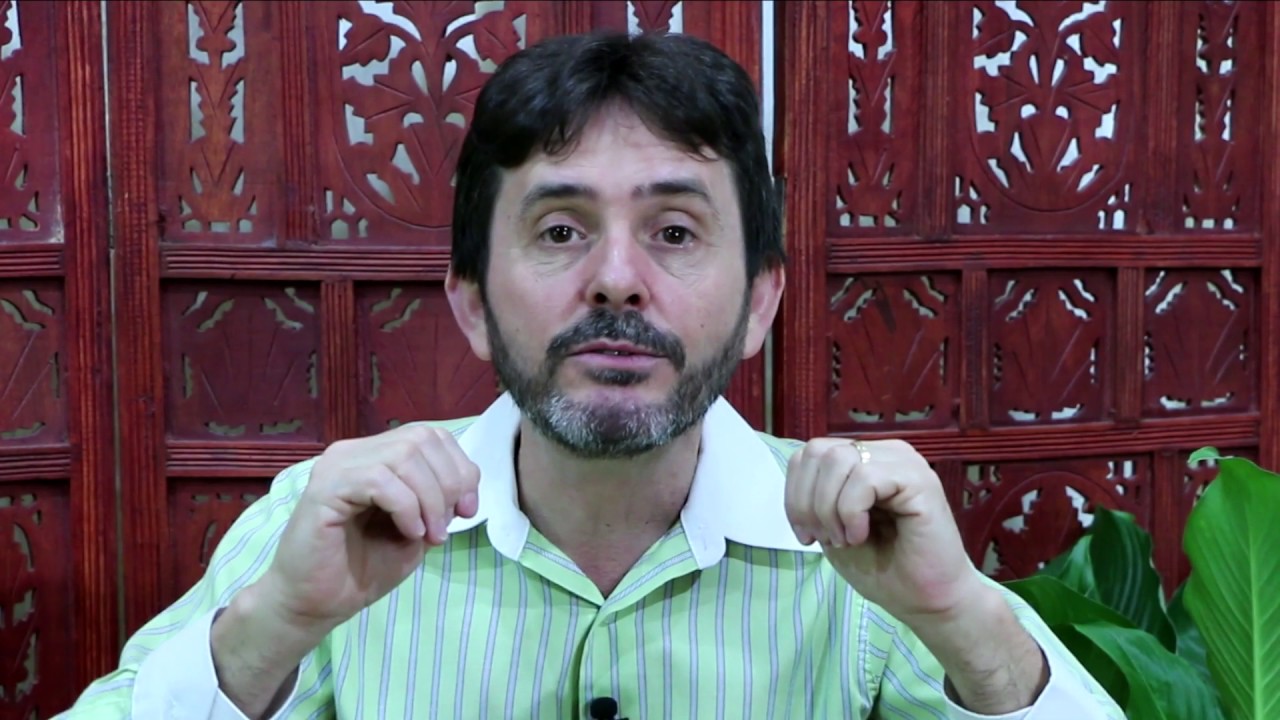 Valcapelli responde sobre dor no pulso