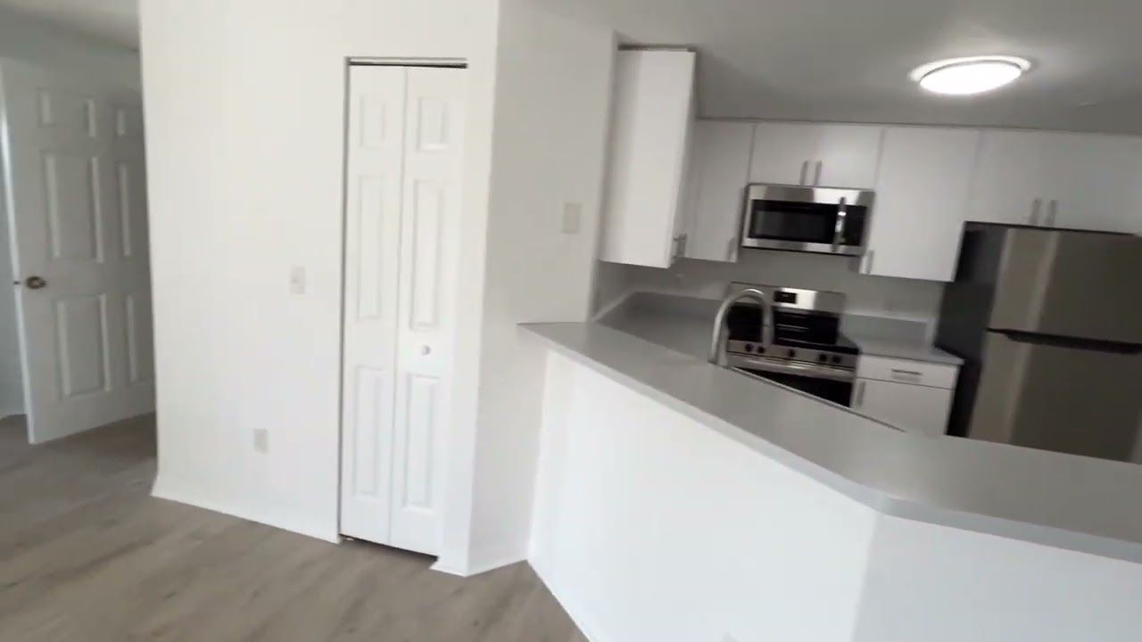 TOUR. 5024 Lantana Rd 3301, Lake Worth