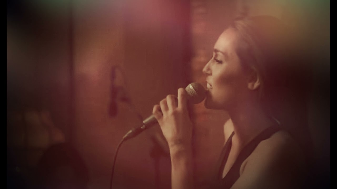 Miley Cyrus - Psycho Killer live acoustic version (Crowd & Talking No More Studio Version edit)