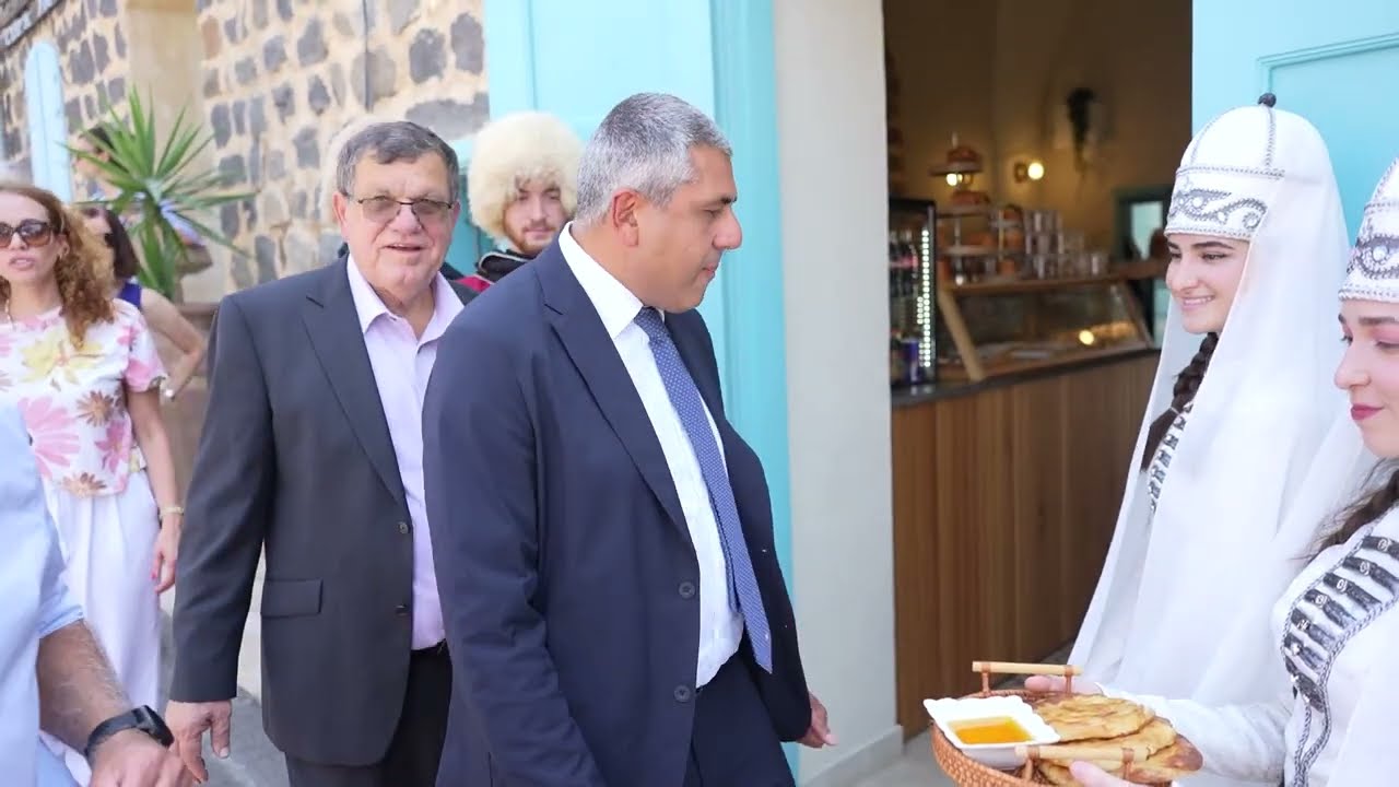 ביקור מזכ
