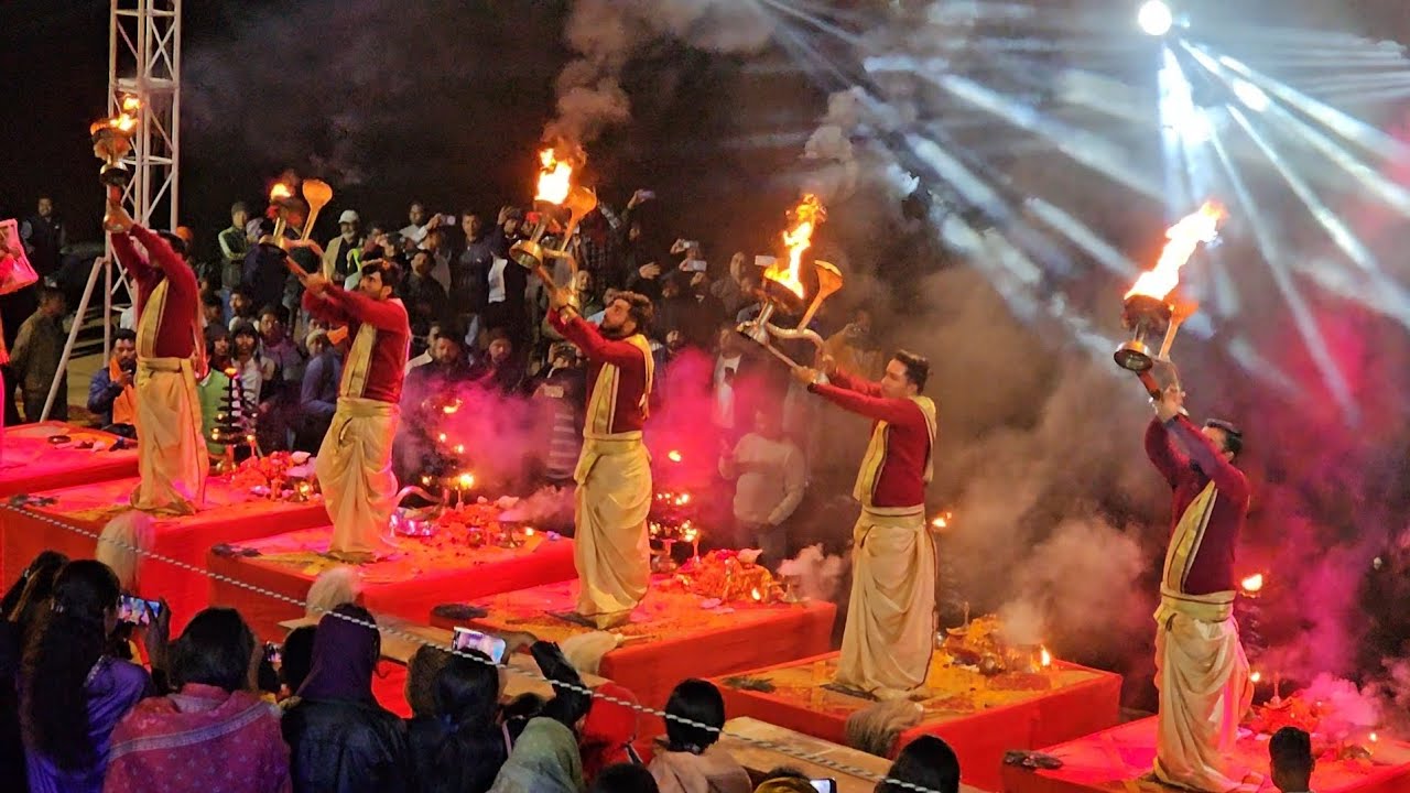 MAKAR SANKRANTI K DIN RAMTIRTH ME MELA