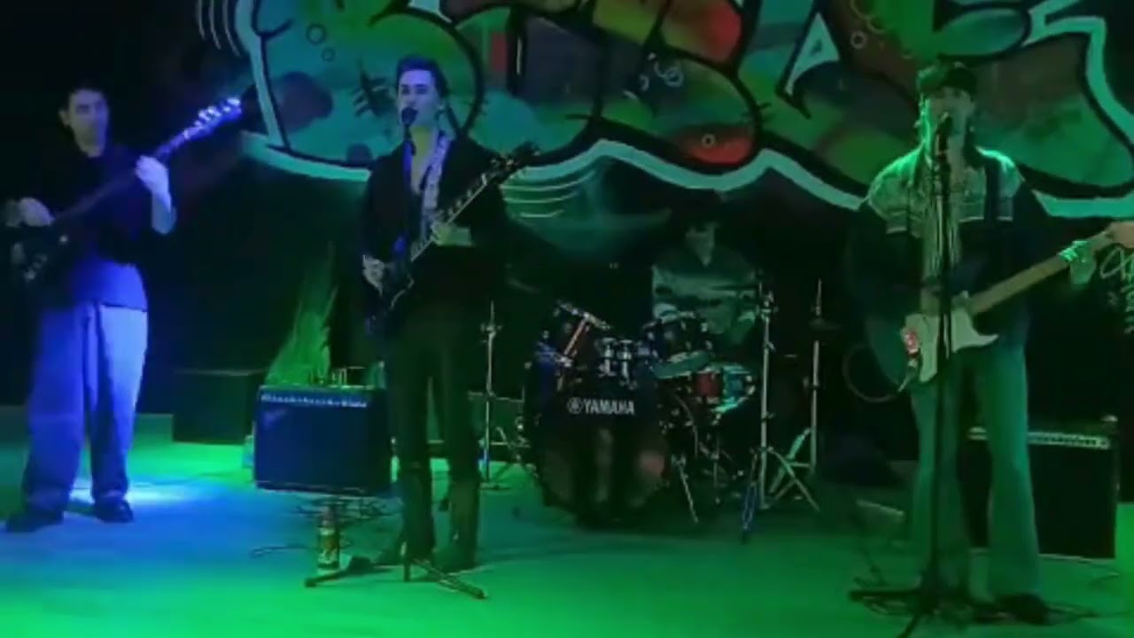 Drob Dead Diva - Go Fast (Live à La Bulle)
