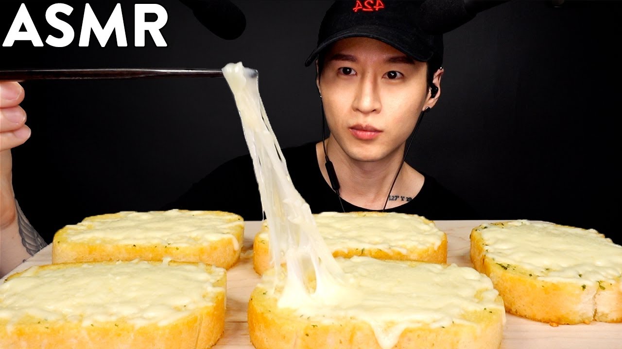 ASMR MOZZARELLA GARLIC TOAST MUKBANG (No Talking) CRUNCHY EATING SOUNDS | Zach Choi ASMR