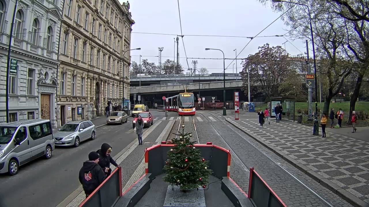 Mazací tramvaj v Praze 