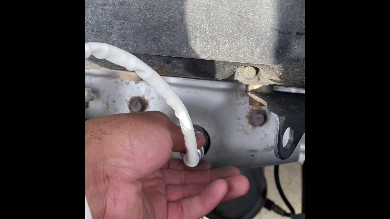 How To Replace an Oxygen Sensor on a 2005 Mitsubishi Galant
