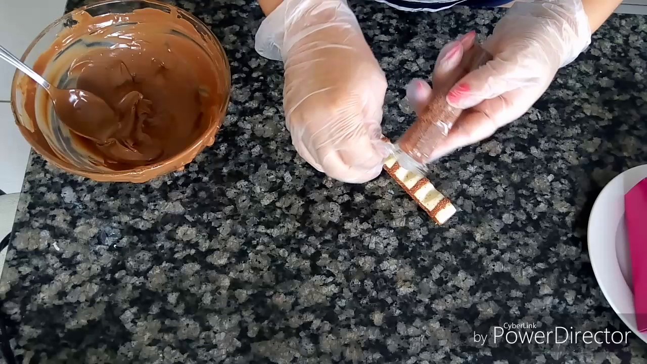 Ovo  de Páscoa sabor Kinder Bueno Creme Idêntico + Temperagem-Fácil e Prático/ Confeitaria Refinada