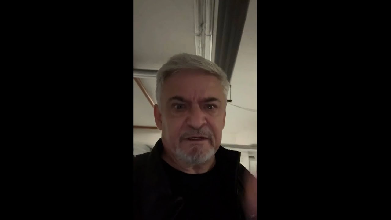 Herec Such&aacute;nek si zp&iacute;val v koloně: Zku*vils mi dopravu... Hřib odpověděl