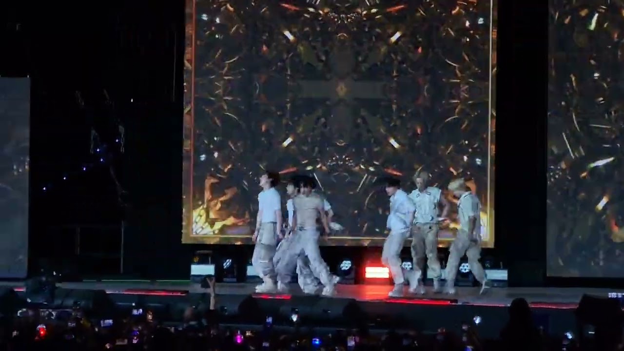 ENHYPEN KPOPLUX Madrid 2023. Sacrifice (Eat me up)