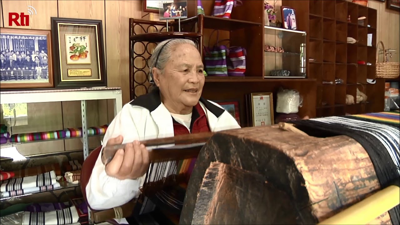 Seediq elder keeps traditional weaving techniques alive | Taiwan News | RTI