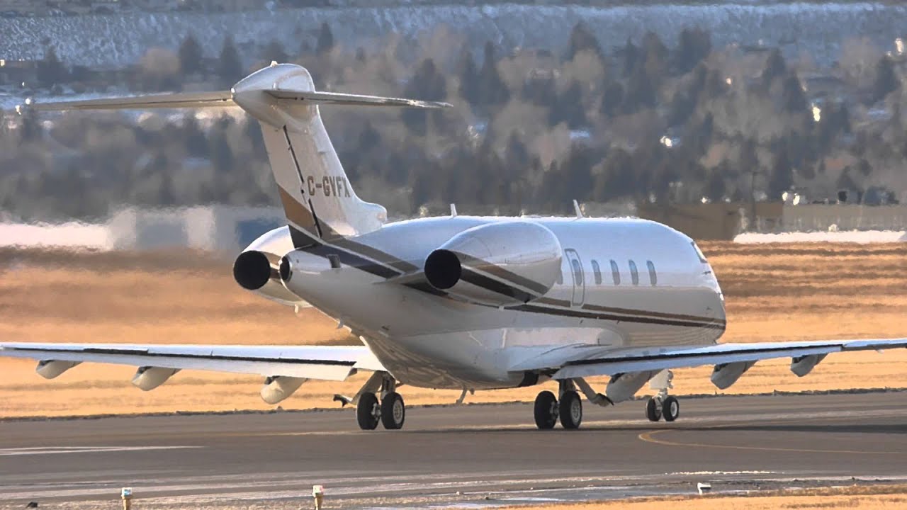 Runway 29 YYC
