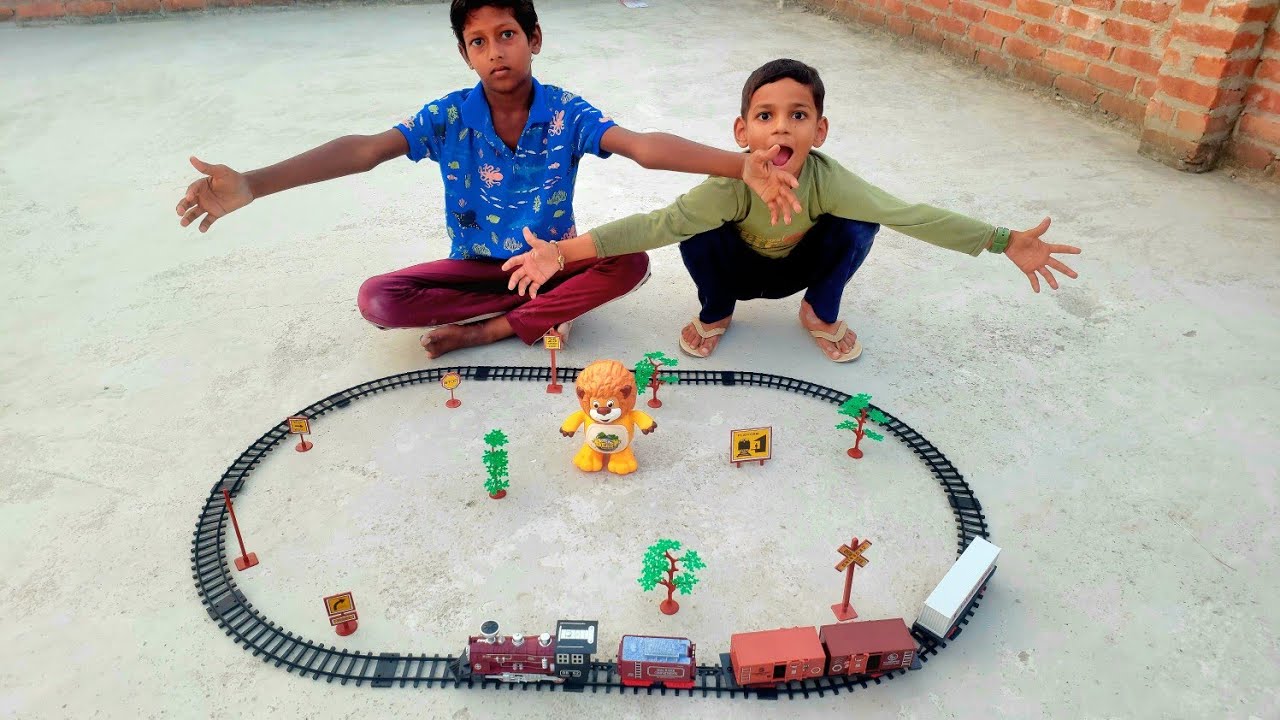 आकाश और निर्भय ने लिया आज नई ट्रेन 🚆 और नाचता हुआ शेर  🦁 tractor 🚜 Car 🚗 elephant 🐘 helicopter 🚁 bus