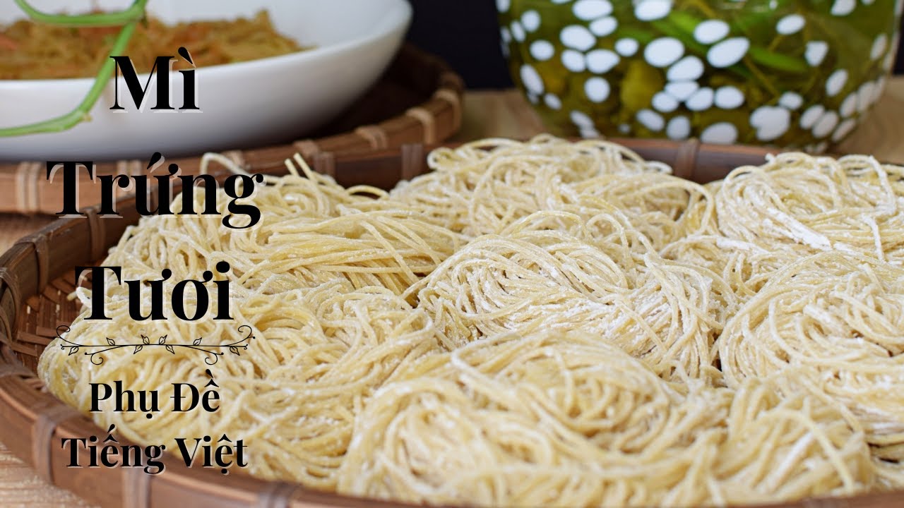 Making Homemade Chinese Egg Noodles Has Never Been Easier (Mì Trứng Tươi Làm Bằng Máy Philips)