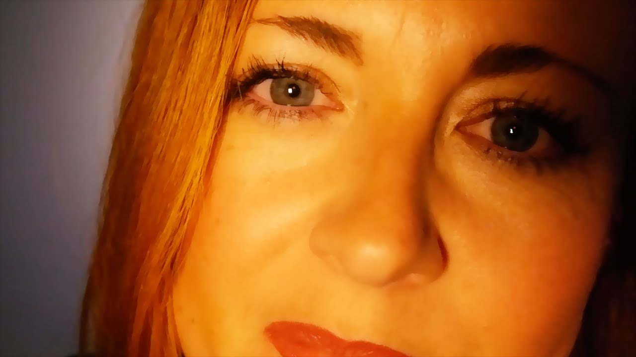 &hearts;︎ ASMR Whisper Singing, Tinkles & Crinkles in the Dark &hearts;︎