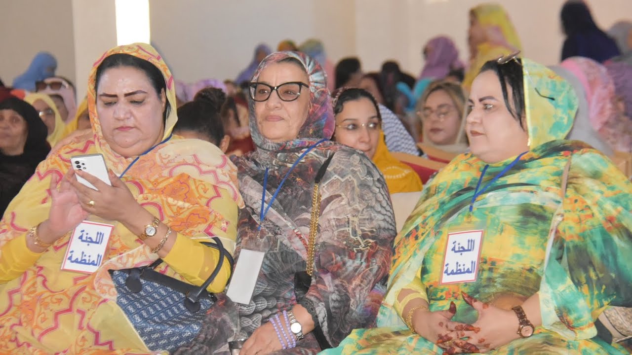 اللقاء الخاص لنساء السمارة تنديدا بالإساءة للشيخ سيدي احمد الركيبي