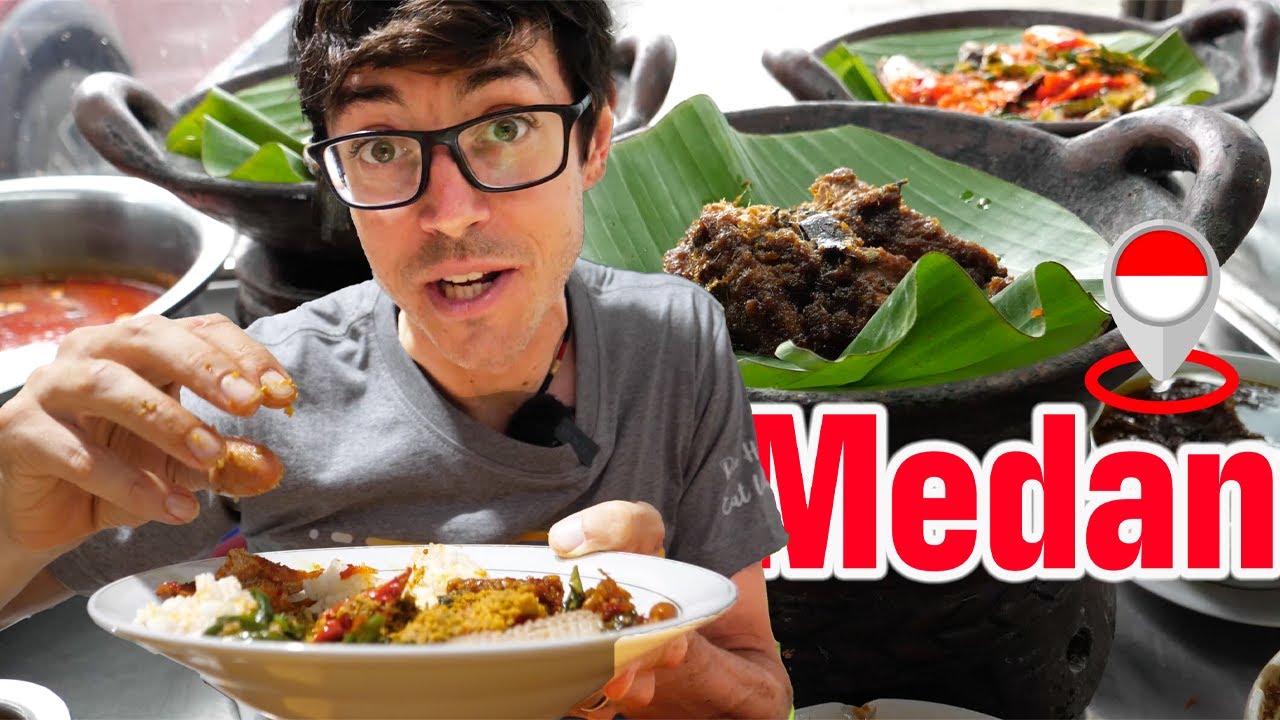 🇮🇩 15 Dish Lunch in MEDAN || Family Buffet Offers Incredible Flavors of Indonesia