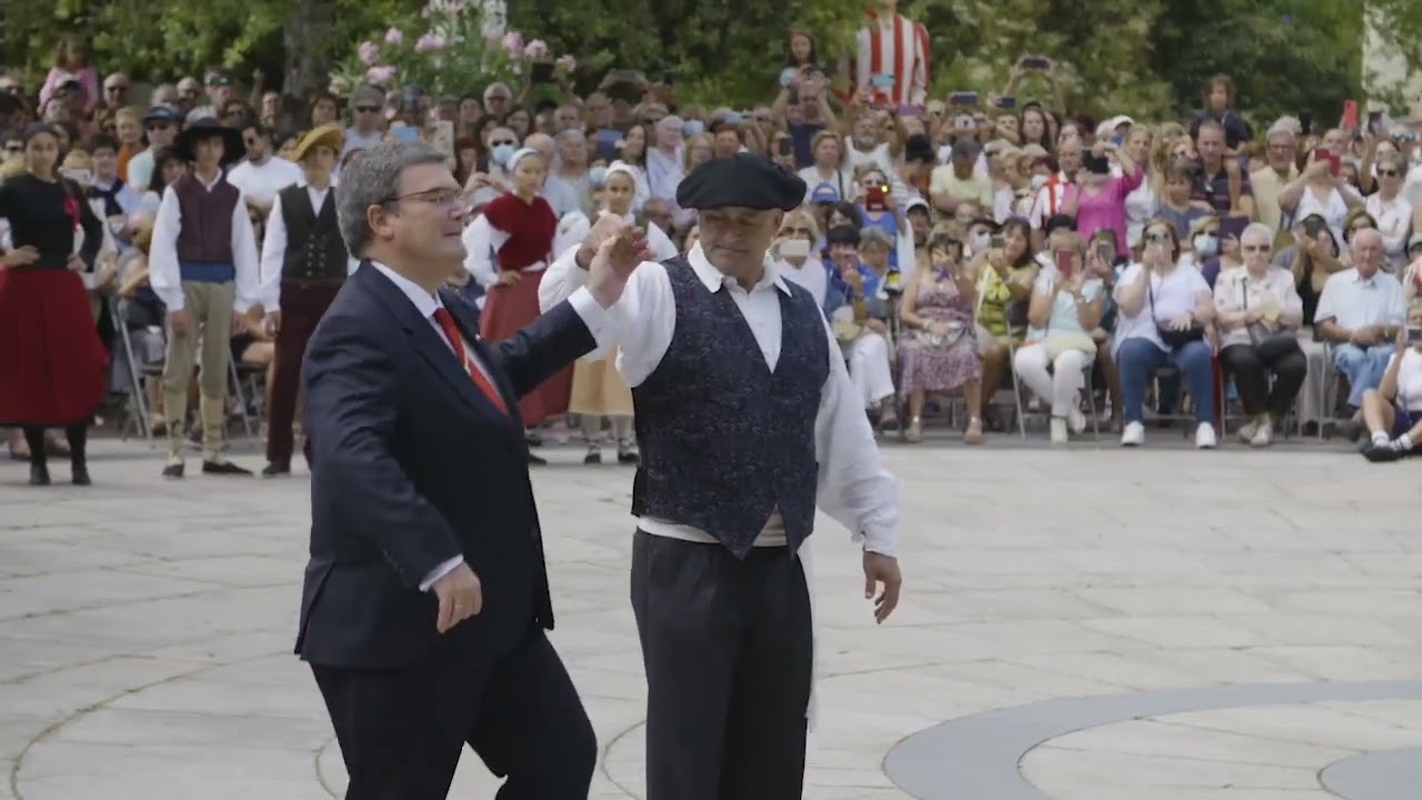 Aurresku en Begoña. 15 de agosto de 2022.