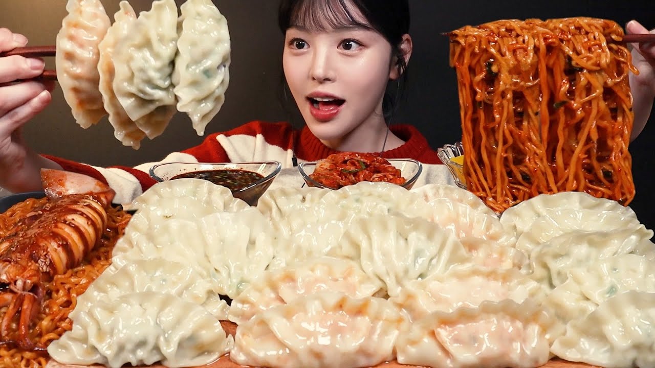 SUB)육즙 가득 찐만두에 마라 통오징어 간짬뽕 라면 먹방!🥟🔥 더미식 육즙만두 꿀조합 Squid Stir-fried Noodles & Mandu Mukbang Asmr