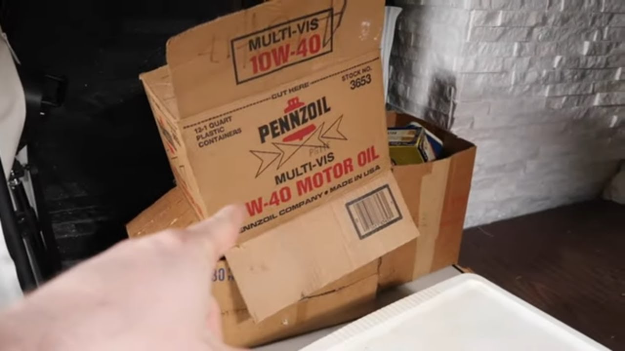Finding Money In Storage Unit! VINTAGE Antiques And $1006.00 IN GOLD!