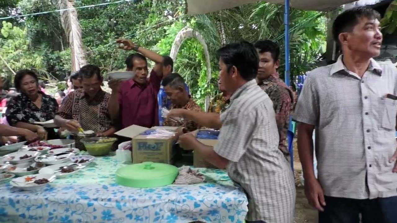 Selvi & Febri - Pemenuhan Hukum Adat- ZP