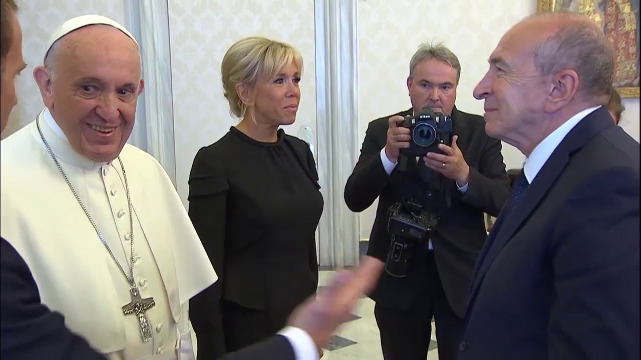 Papa com Presidente Francês - Vaticano News - 27/06/2018