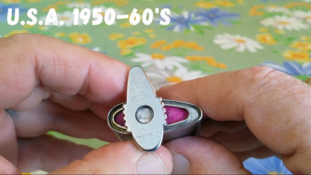 Very old vintage RONSON PETITE petrol pocket lighter Старая бензиновая зажигалка