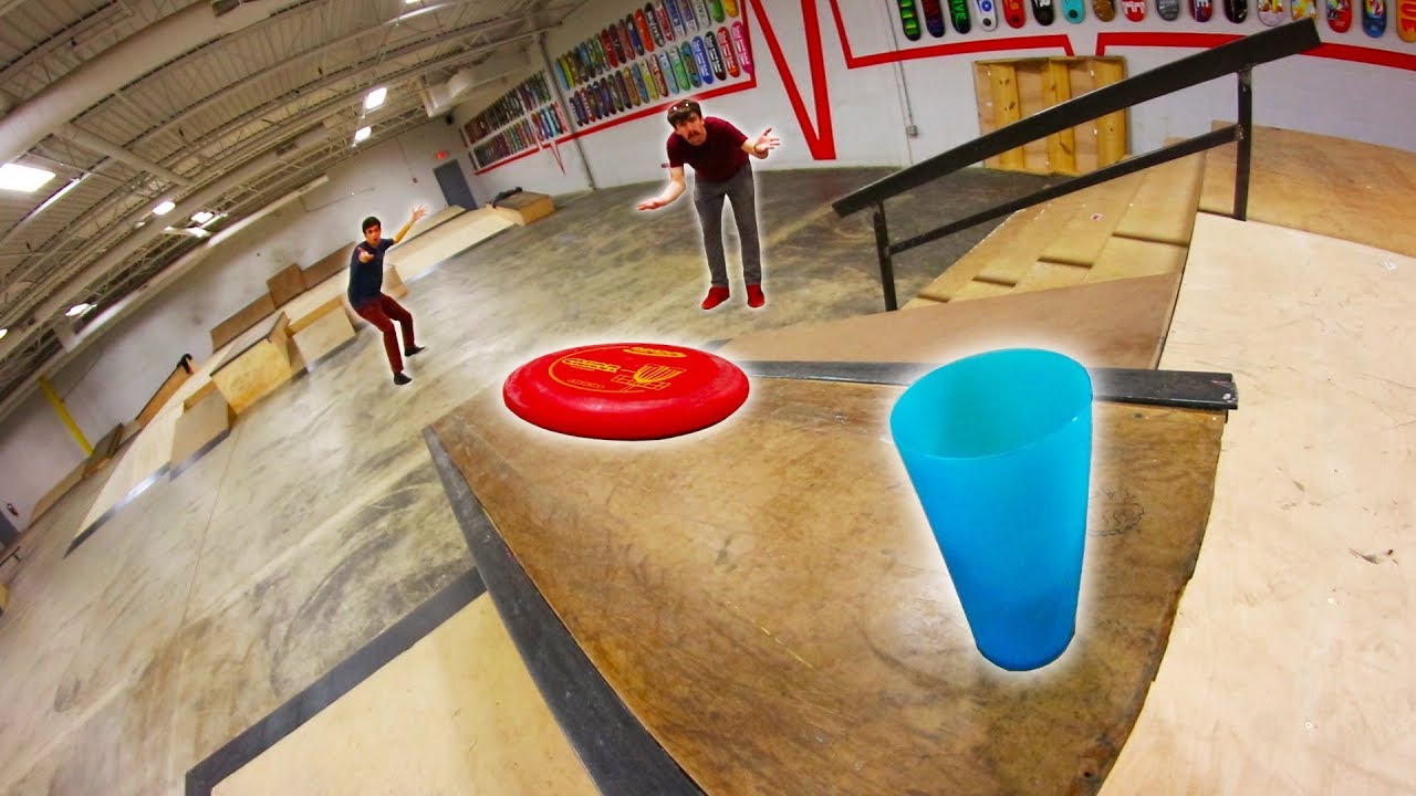 EPIC FRISBEE TRICK SHOTS 2!