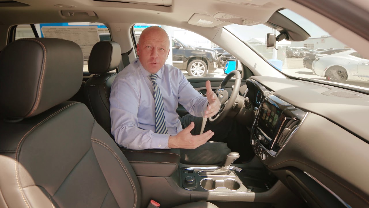 How to use the available technology in a 2018 Chevy Traverse - Talk to Text, Navigation, and more